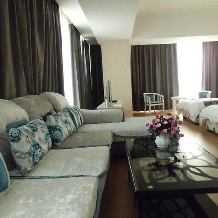 Zhenzhou Lantian Business Hotel Zhengzhou Exterior photo